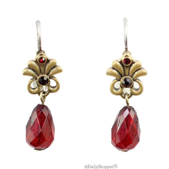 Apt. 9 Women's Antique Gold Tone Fleur-de-lis Red Gemstone Earrings - Picture 2 of 3